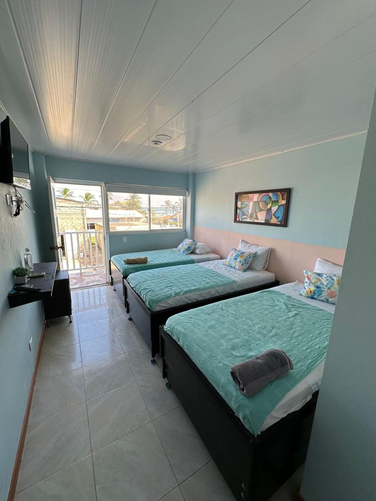 Victoria'S Gennie Bay Village Hostal San Andres  Exterior photo